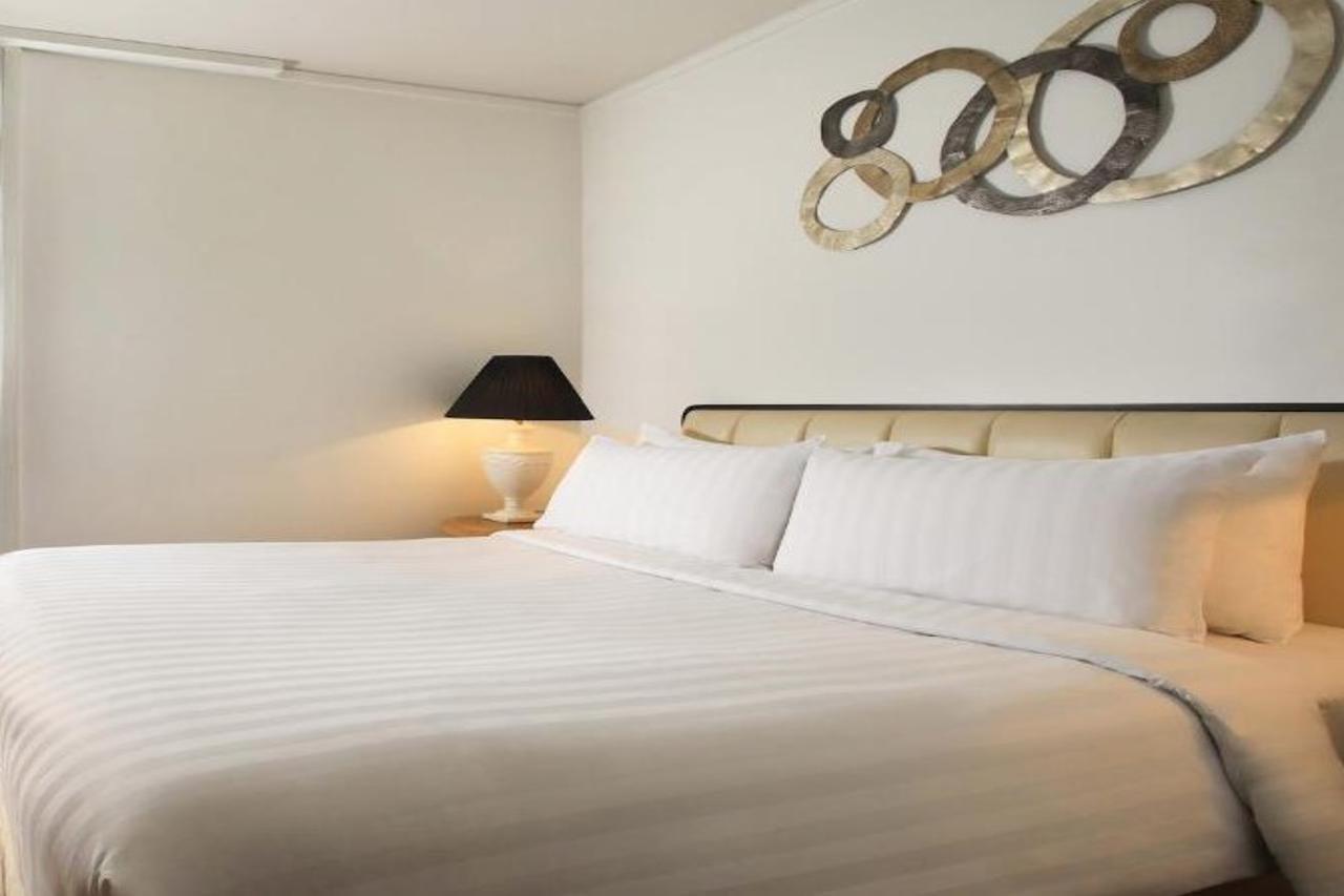 Oakwood Suites Kuningan جاكرتا المظهر الخارجي الصورة
