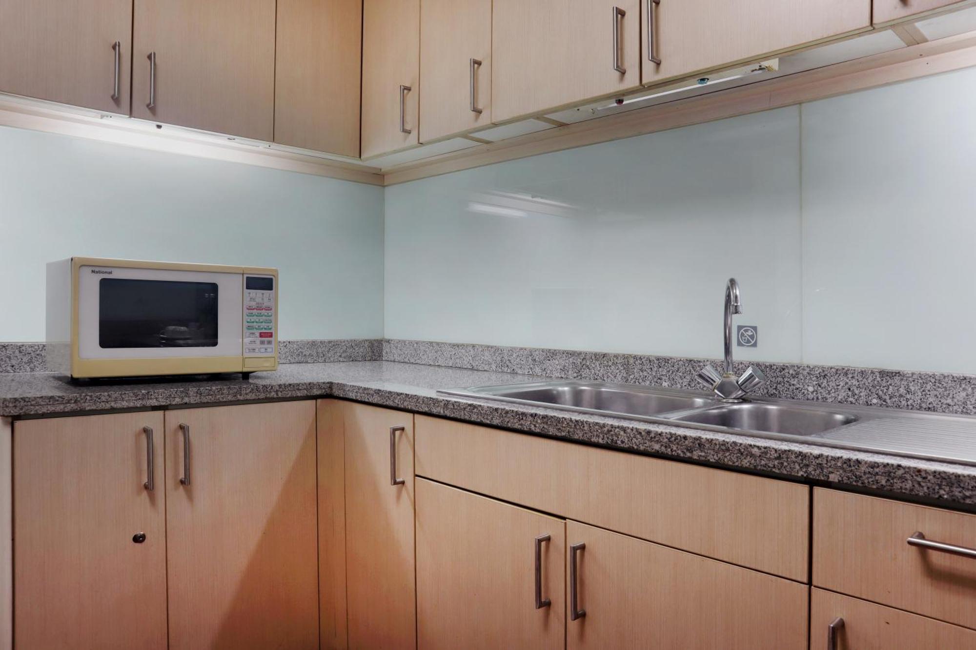 Oakwood Suites Kuningan جاكرتا المظهر الخارجي الصورة