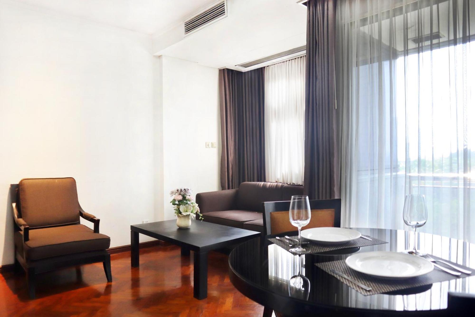 Oakwood Suites Kuningan جاكرتا المظهر الخارجي الصورة
